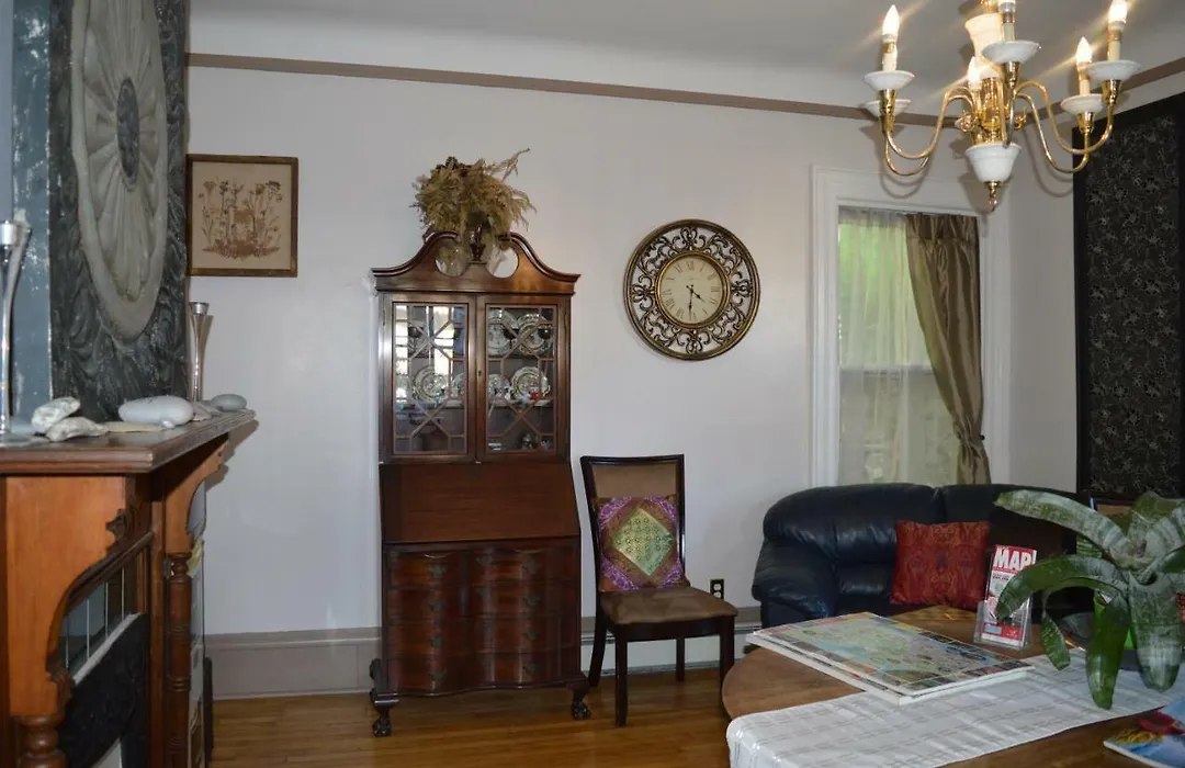 Ascendence Halifax Bed & Breakfast-1